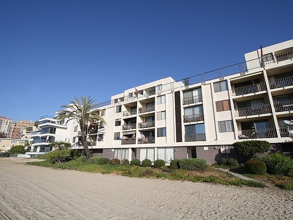 2nd image of 1140 E Ocean Blvd #38