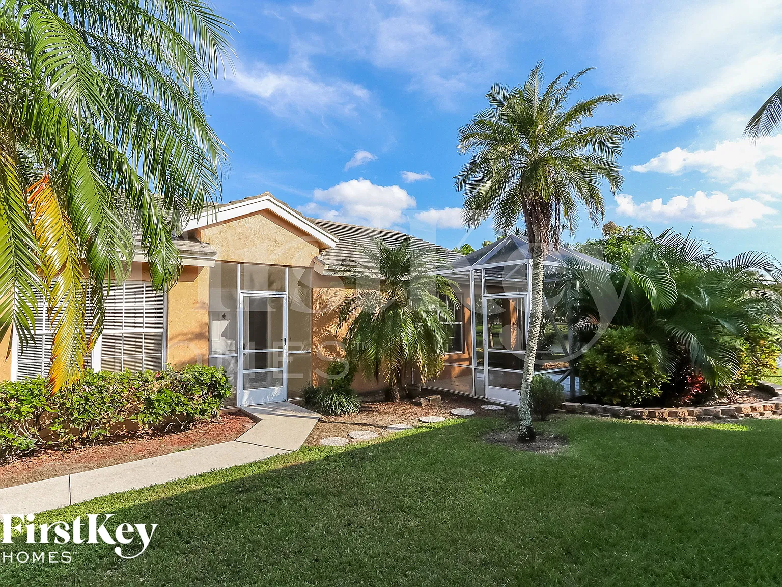 3 bed, 2.0 bath, 1748 sqft, $3,675 — Photo 3