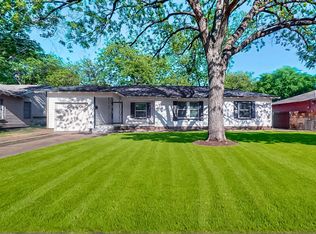1104 Creekside Dr, Dallas, TX 75217