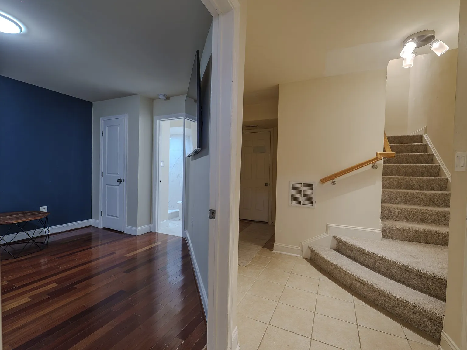 4 bed, 3.5 bath, 1980 sqft, $3,200 — Photo 3