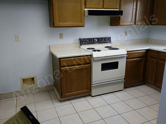 3rd image of 1781 Palo Verde Blvd N APT B