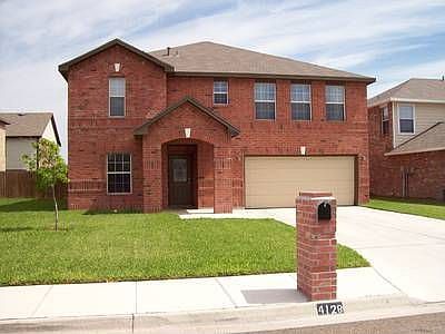 1st image of 4128 Petunia Ave