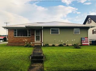 2331 Harrison Ave, Saint Albans, WV 25177