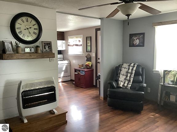 5th image of 7280 Avenue D