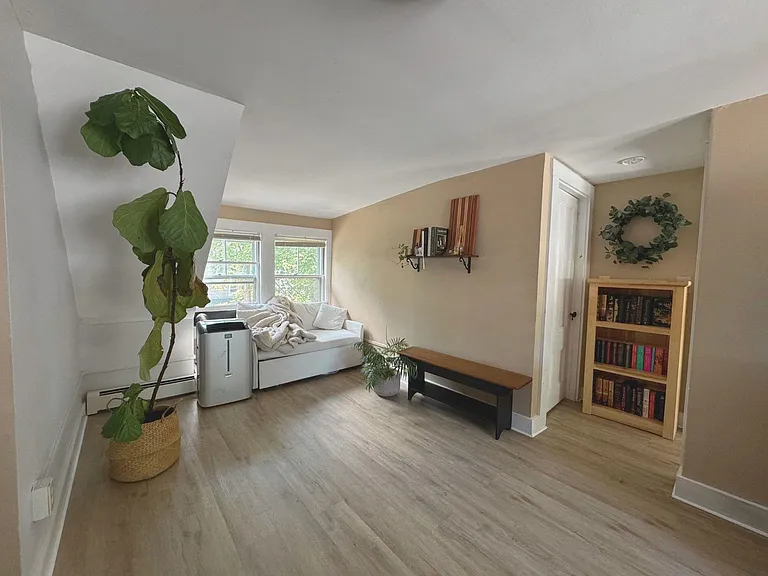 29 Central St #3 — Photo 3