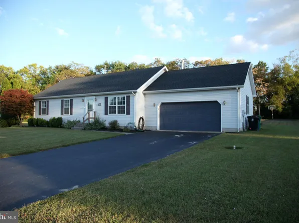 175 Oaknoll Ave, Felton, DE 19943