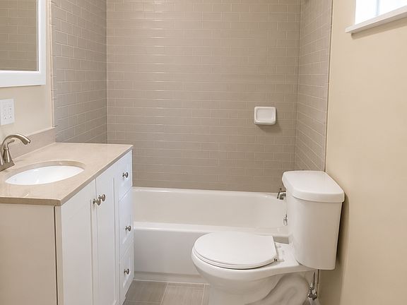 3rd image of 22789 Foresthill Rd
