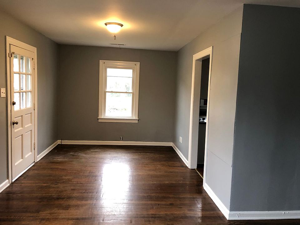 1st image of 105 Berry Ave