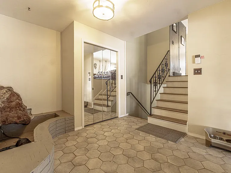 3295 W Parade Cir — Photo 14