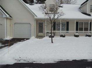 2 Astor Ridge Dr APT B, Buffalo, NY 14228