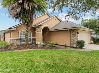 931 Thoroughbred Dr, Orange Park, FL 32065