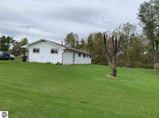 3983 Estey Rd, Rhodes, MI 48652