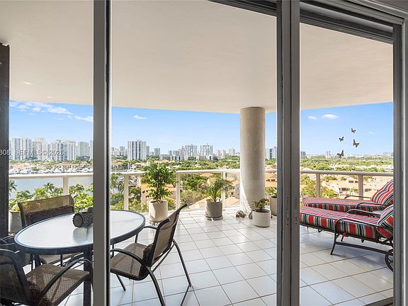 3rd image of 3598 Yacht Club Dr APT 1003