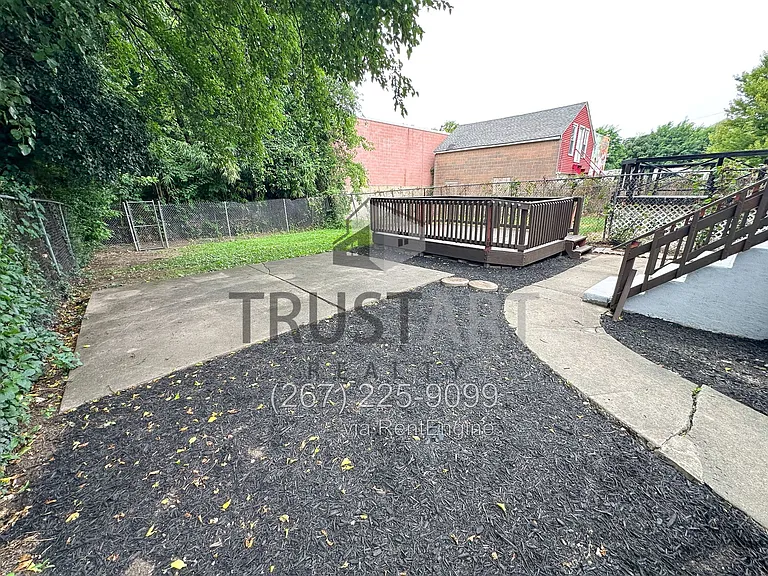 6908 Old York Rd — Photo 42