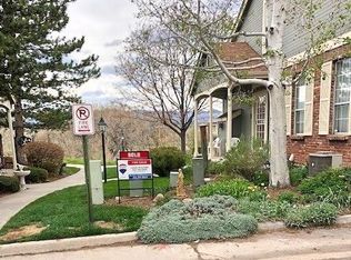 2898 W Long Cir APT F, Littleton, CO 80120