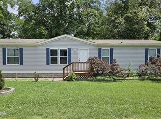 6815 Memory Ln, Louisville, KY 40258