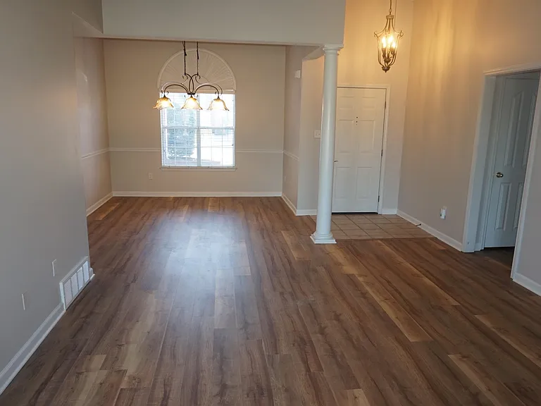 5144 Jon Oak Dr — Photo 3