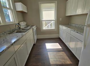 36990 Division Rd APT 2, Richmond, MI 48062