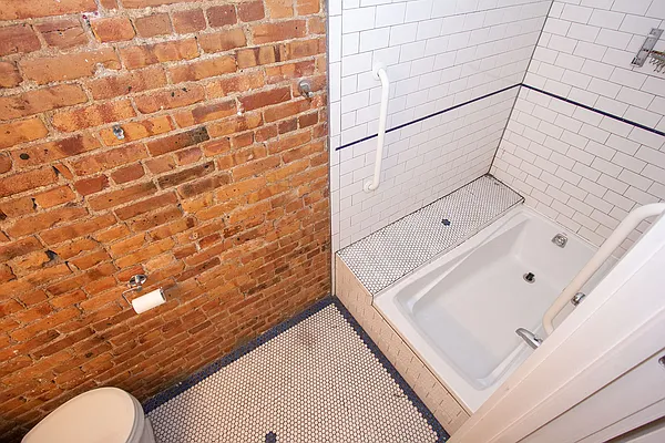 Rented by Harlem Lofts | media 24