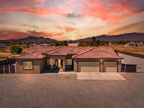1360 Labrador St, Pahrump, NV 89048