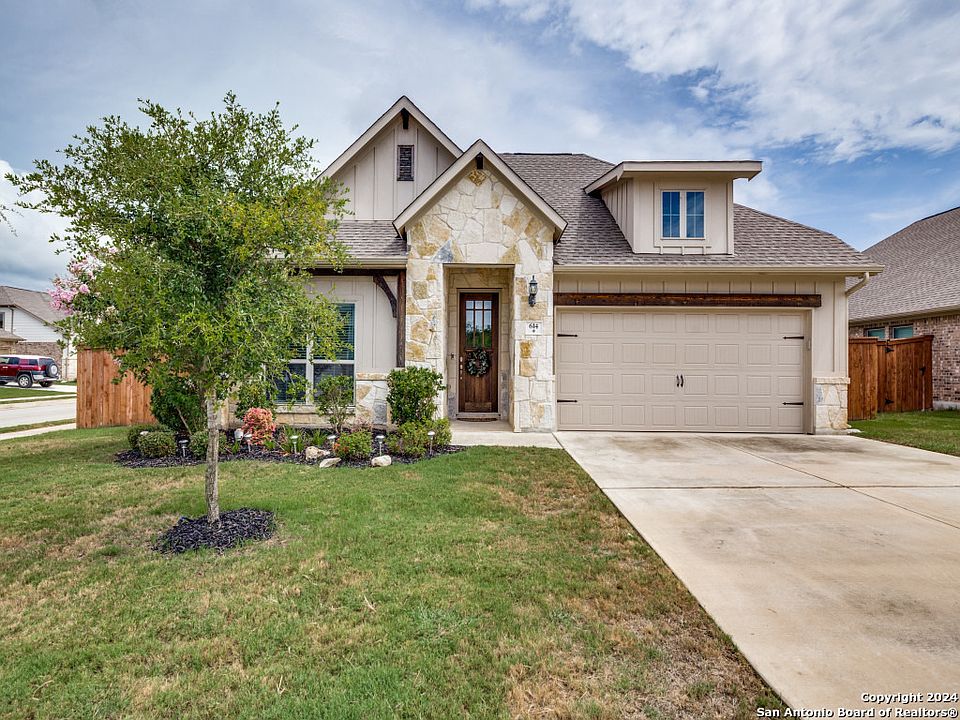 1st image of 614 Bindseil Grove