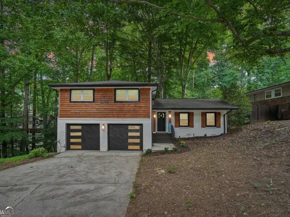 1564 Bubbling Creek Rd NE, Atlanta, GA 30319