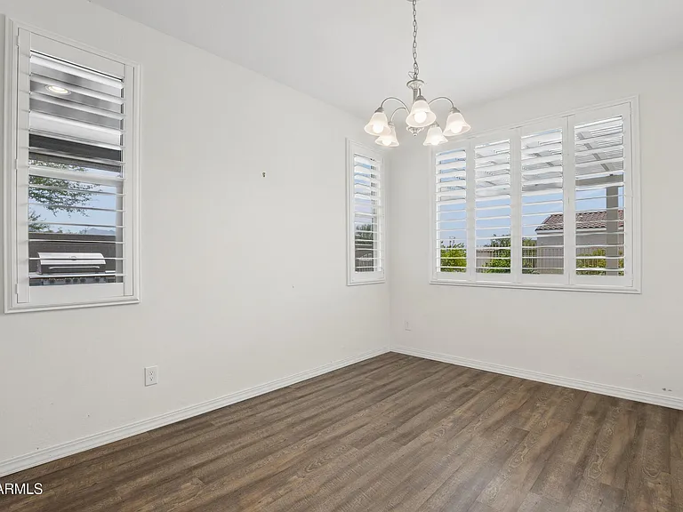 17863 W Hiddenview Dr — Photo 16
