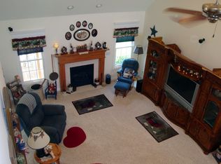 10016 S Partridge Ave, Haubstadt, IN 47639