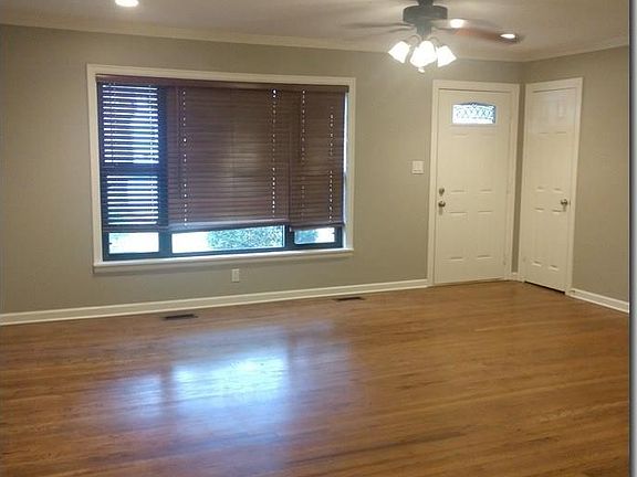 3rd image of 4114 E 22nd St