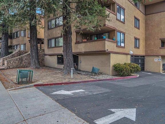 5th image of 26937 Hayward Blvd APT 226