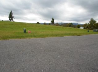 15 Ridge Dr, Lebanon, VA 24266