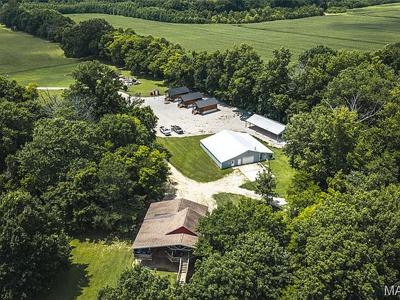 5th image of 472 Paradise Acres