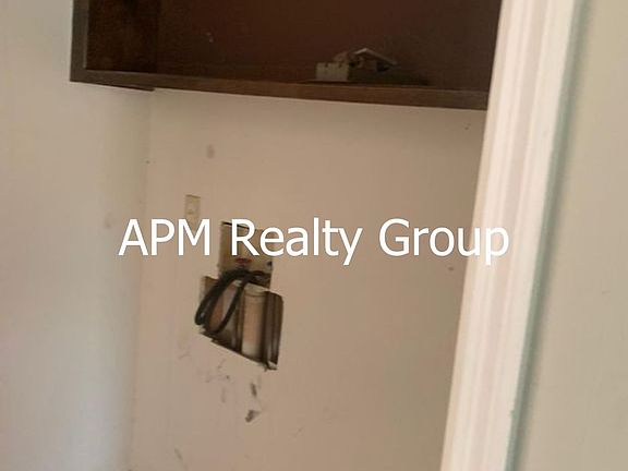 4th image of 228 Gusty Ln