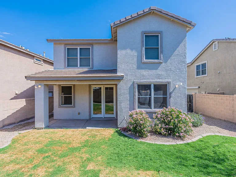 2225 E Sunland Ave — Photo 35