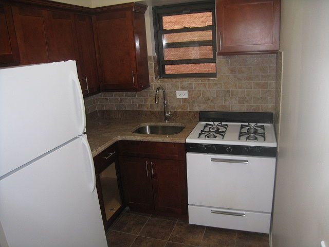 1st image of 2524 38th St APT 2F