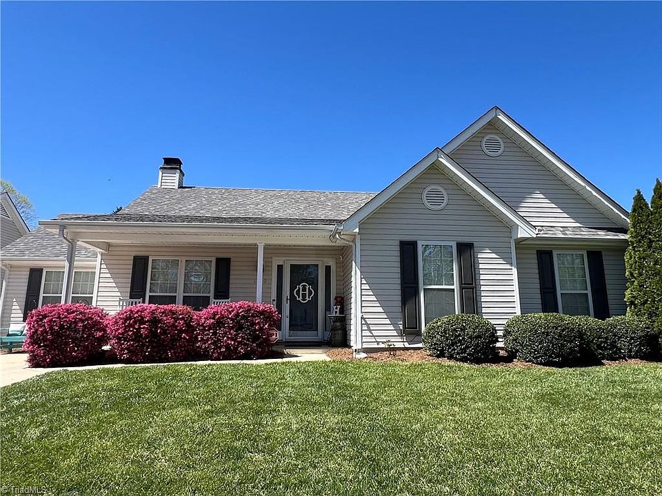 1st image of 1720 Hargrove Dr