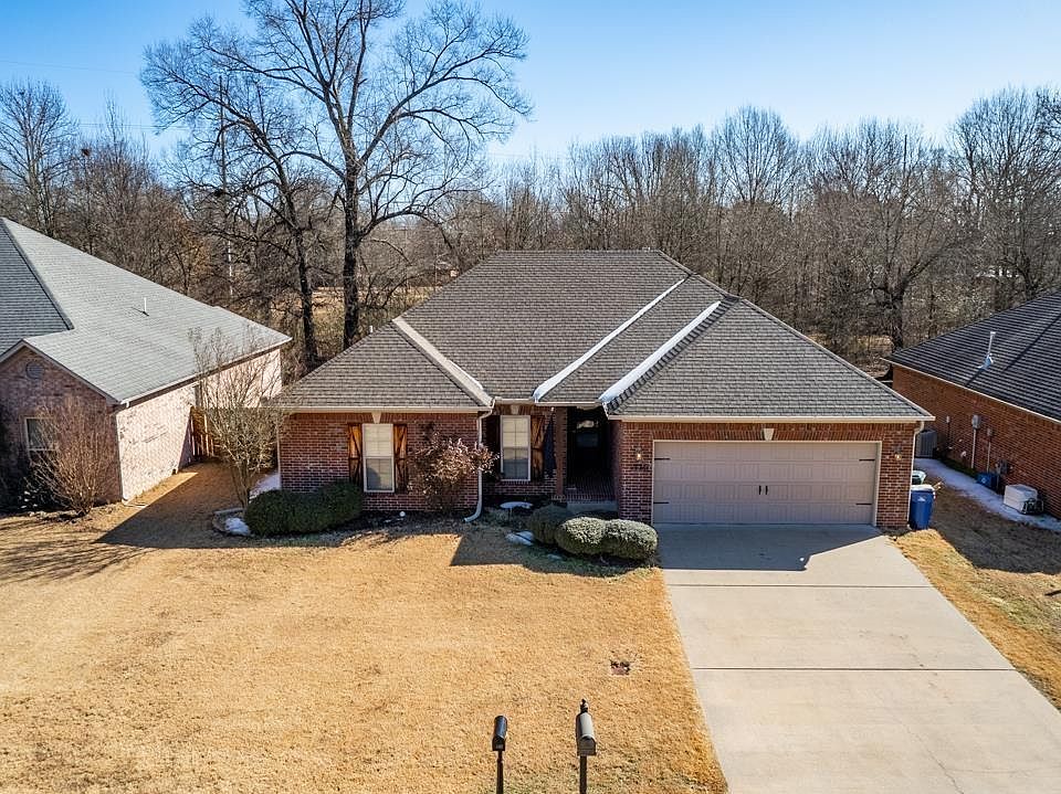 1140 Wineberry, Conway, AR 72034 Zillow