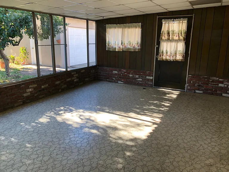 FULLY COVERED PATIO
