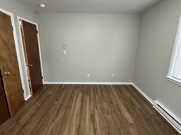 2nd image of 7 Paul Ave #6P