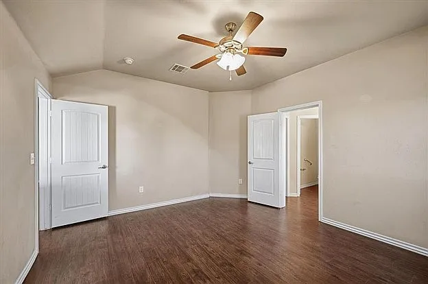 11305 NW 96th St — Photo 33