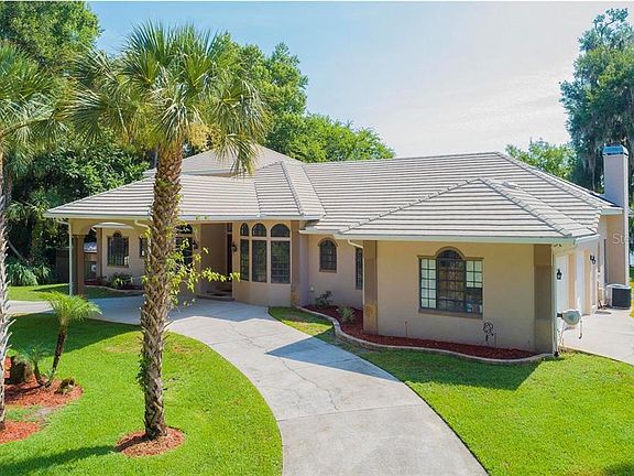 2nd image of 1961 Waterford Estates Dr