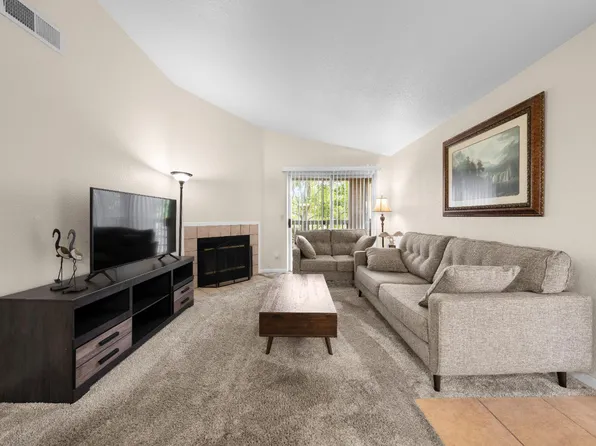 11150 Trinity River Dr APT 42, Rancho Cordova, CA 95670