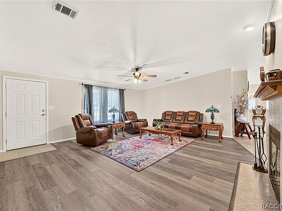 5th image of 7812 W Laura St