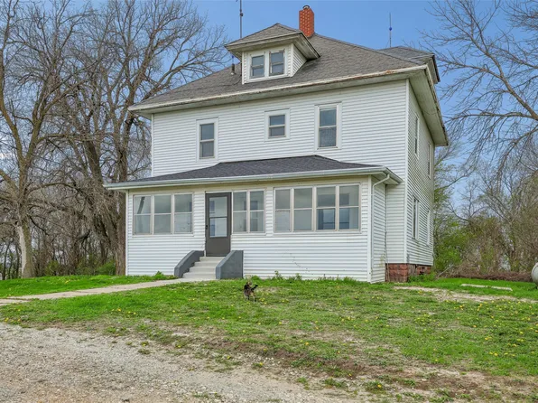 22346 245th St, Hubbard, IA 50122