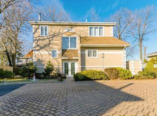 3391 Country Club Rd APT 07, Bronx, NY 10465