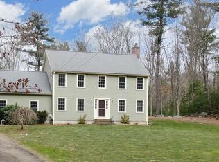 93 Park St, Mendon, MA 01756