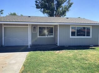 213 Wenatchee St UNIT A, Umatilla, OR 97882