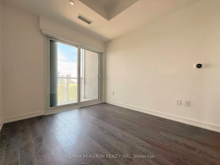 1 Yorkville Ave #3408 — Photo 9