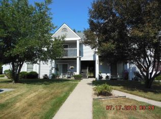 986 Millpond Rd UNIT E, Valparaiso, IN 46385