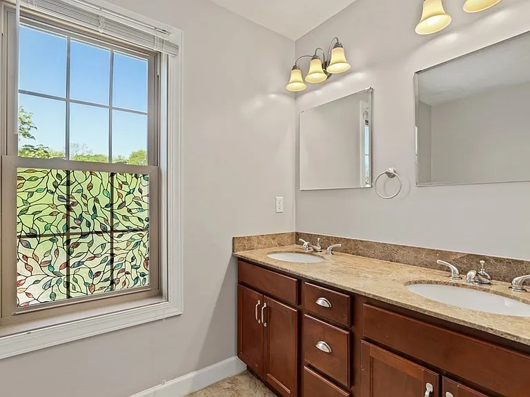 2779 Washington St #5 — Photo 4